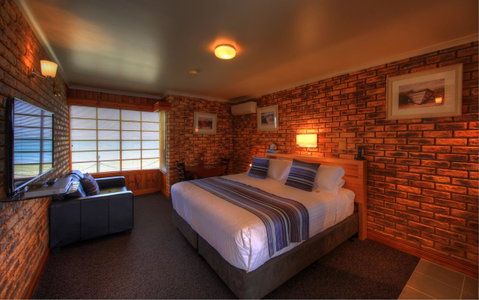 Stanley Village Waterfront Accommodation - Port Augusta Accommodation 25