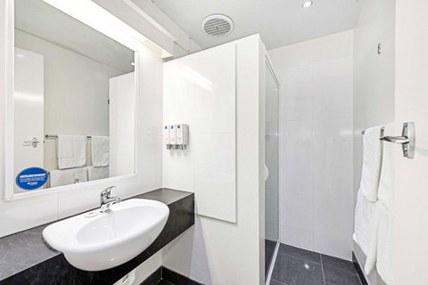 Coach House Launceston - Port Augusta Accommodation 23