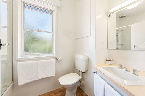 Coach House Launceston - Port Augusta Accommodation 21