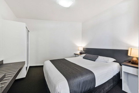 Coach House Launceston - Port Augusta Accommodation 12