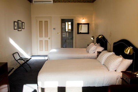 The Macquarie Hobart - Port Augusta Accommodation 23