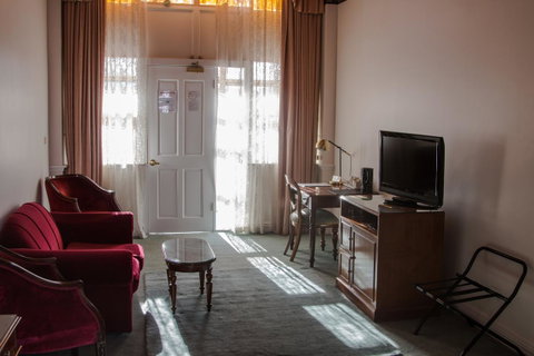 The Macquarie Hobart - Port Augusta Accommodation 11
