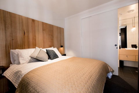 105 Mac Unique Apartments - Port Augusta Accommodation 8