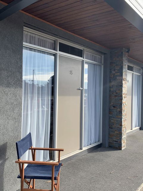 The Waterfront Wynyard - Port Augusta Accommodation 40