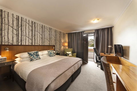 The Waterfront Wynyard - Port Augusta Accommodation 0