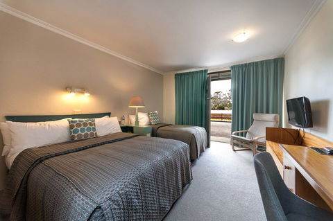 The Waterfront Wynyard - Port Augusta Accommodation 31