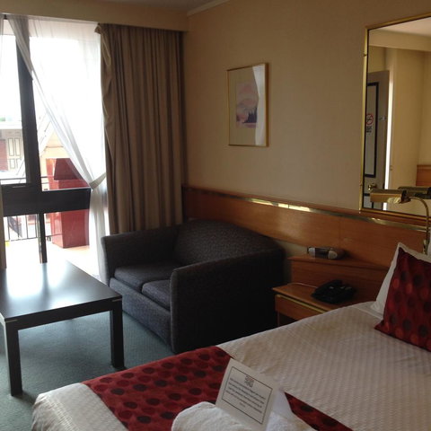 Commodore Regent - Port Augusta Accommodation 12