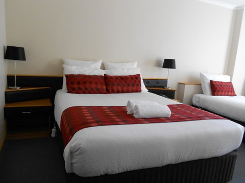 Commodore Regent - Port Augusta Accommodation 7
