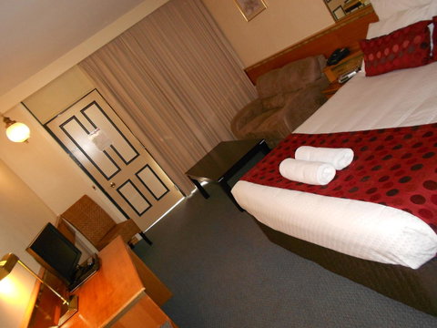 Commodore Regent - Port Augusta Accommodation 3