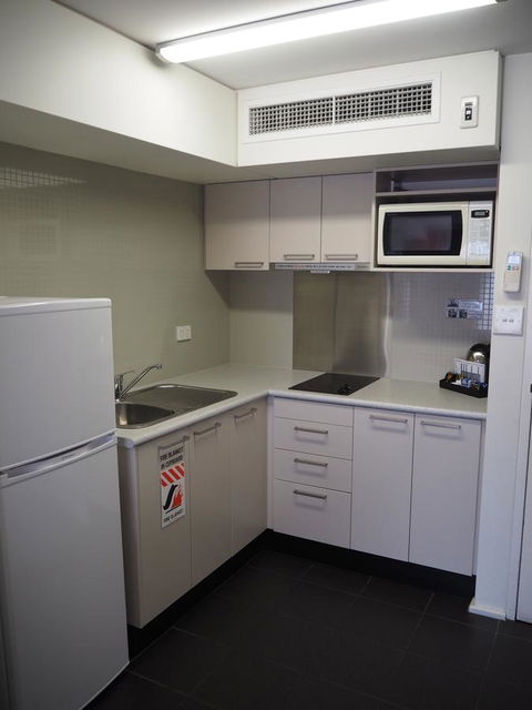 St Ives Apartments - Port Augusta Accommodation 36