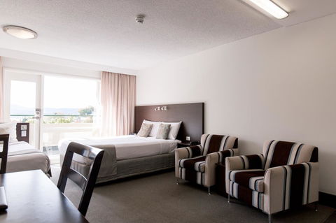 St Ives Apartments - Port Augusta Accommodation 8