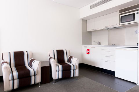 St Ives Apartments - Port Augusta Accommodation 12
