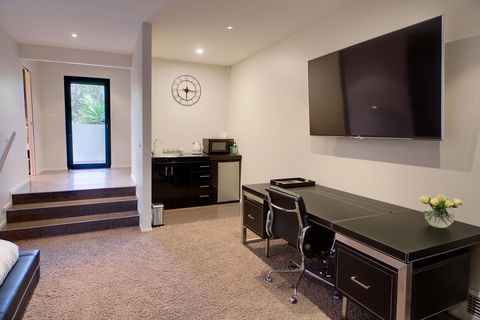 Amare Beachside Luxury - Port Augusta Accommodation 16