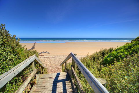Amare Beachside Luxury - Port Augusta Accommodation 24