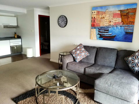 Hampden At Battery Point - Port Augusta Accommodation 3