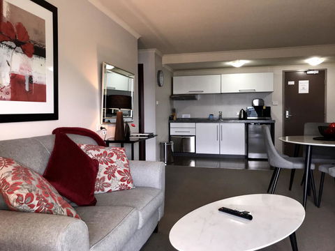 Hampden At Battery Point - Port Augusta Accommodation 9