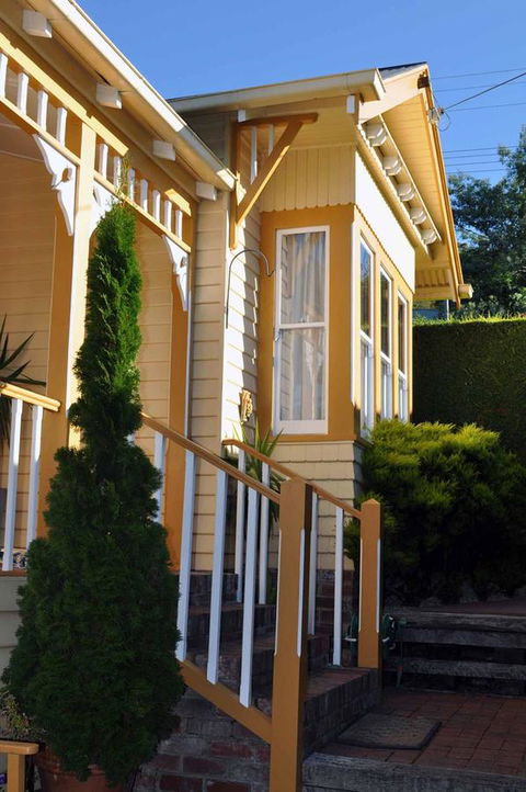 Belton Apartments-Hedge Cottage - Port Augusta Accommodation 0