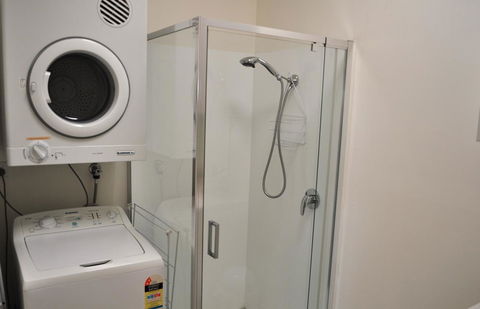 Belton Apartments-Hedge Cottage - Port Augusta Accommodation 24