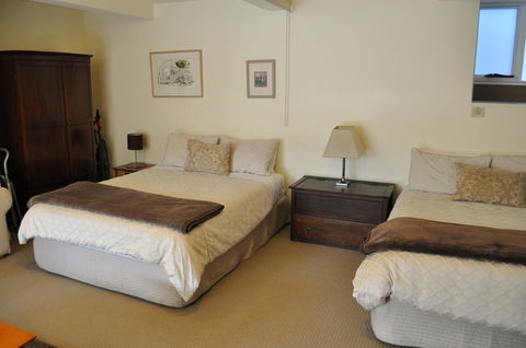 Belton Apartments-Hedge Cottage - Port Augusta Accommodation 10