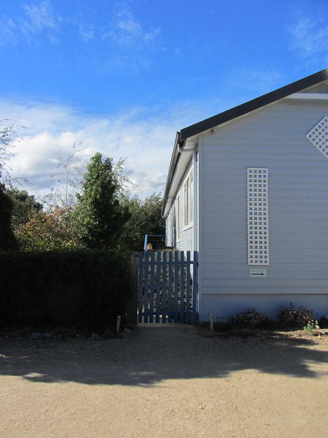 Elm Trees Accommodation @ Ross - Port Augusta Accommodation 3