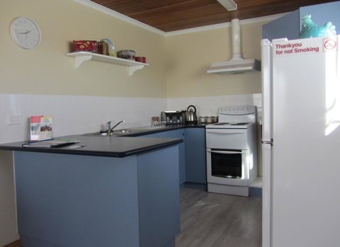 Elm Trees Accommodation @ Ross - Port Augusta Accommodation 17