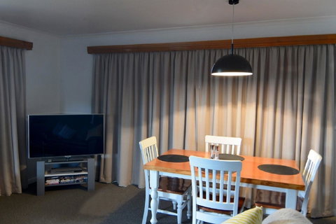 Beach Break Bicheno - Port Augusta Accommodation 8