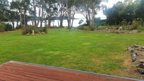 Four Seasons Waterfront Villas - Port Augusta Accommodation 32
