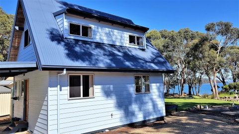 Four Seasons Waterfront Villas - Port Augusta Accommodation 1