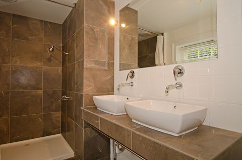 Cleburne Homestead - Port Augusta Accommodation 11