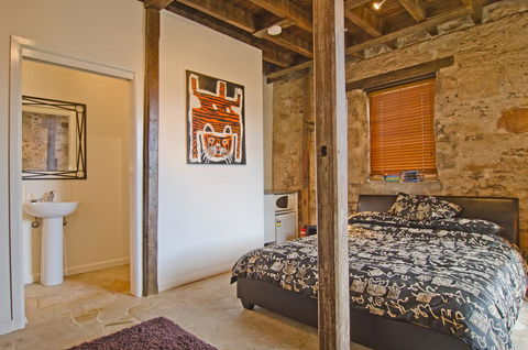 Cleburne Homestead - Port Augusta Accommodation 24
