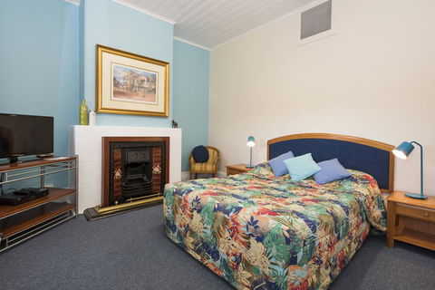 Ningana Heritage Houses - Port Augusta Accommodation 0