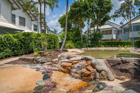 Noosa Entrance 2 Bedroom Garden Side Townhouse. - Port Augusta Accommodation 3