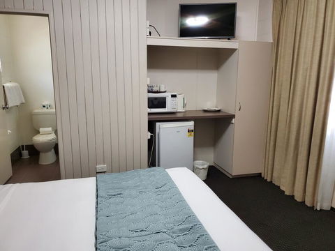 O'Sheas Windsor Hotel - Port Augusta Accommodation 2