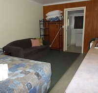 Oakridge Motel Tourist Park - Port Augusta Accommodation