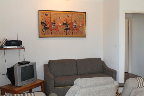 Ocean Front Malua Bay - Port Augusta Accommodation 1