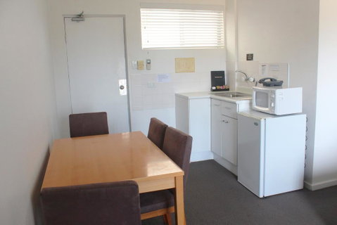Oceanside Hawks Nest - Port Augusta Accommodation 2
