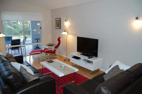 On The Edge Of The Forest - Port Augusta Accommodation 2