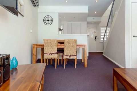 Pacific Blue Apartment 139, 265 Sandy Point Road - Port Augusta Accommodation 3