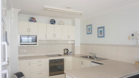 Pacific Surf Absolute Beachfront Apartments - Port Augusta Accommodation 2
