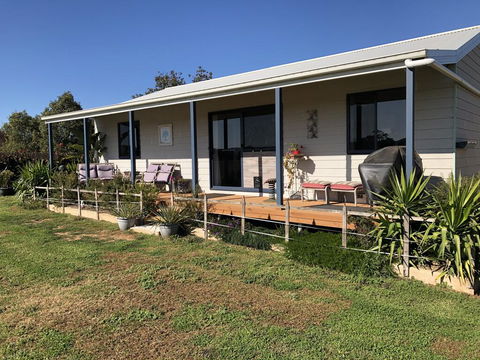 PANORAMA @ Lismar Lodge - Port Augusta Accommodation 0