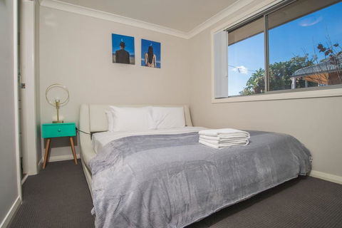PEACEFUL 2Kingbed RootyHill Townhouse Near Station - Port Augusta Accommodation 1