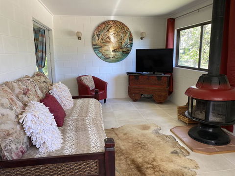 Pear Tree Cottage At Amiens - Port Augusta Accommodation 3