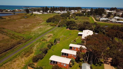 Pelican Waters Holiday Park - Port Augusta Accommodation 0