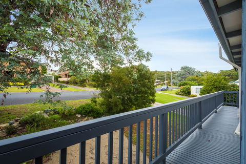 Pet-friendly Beach House @ Kianga - Port Augusta Accommodation 3