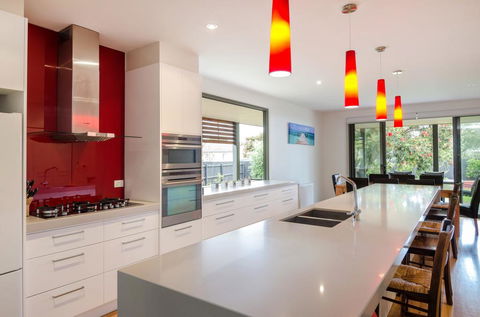 PIER 55 - DROMANA... - Port Augusta Accommodation 1