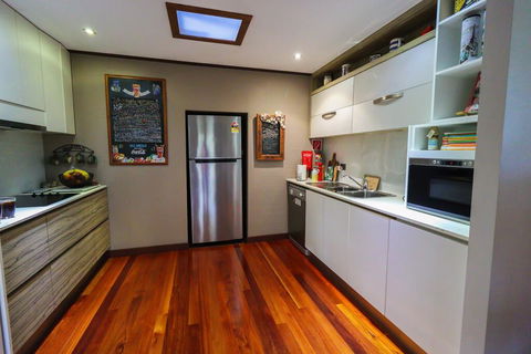 PK Illusions - Port Augusta Accommodation 3