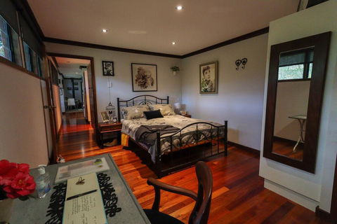 PK Illusions - Port Augusta Accommodation 2