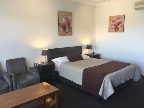 Ploughmans Motor Inn - Port Augusta Accommodation 2