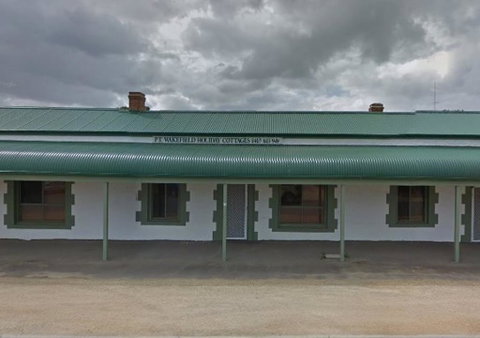 Port Wakefield Cottages - Port Augusta Accommodation 0