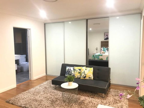 Private Room In Modern, Comfortable Home Stay - Port Augusta Accommodation 1